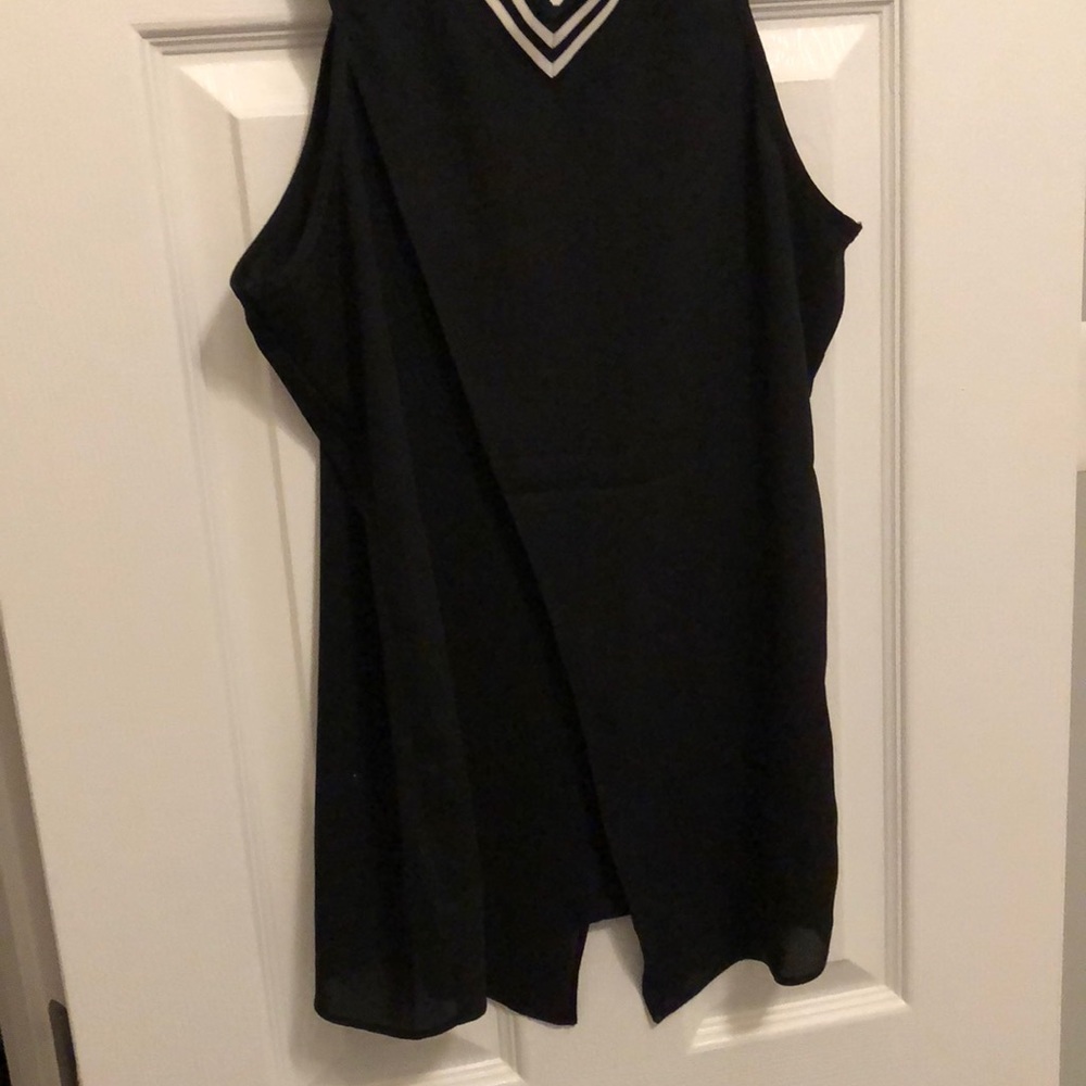 Express Top - Picture 2 of 2